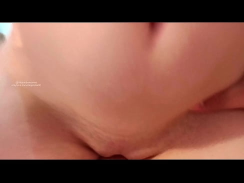 ❤️ Sleeping in my sister's room and that's how I woke up ❤️❌ Fucking at en-us.https-tubsexer.ru ❌️