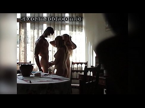 ❤️ Sex friends invite a giant man and a threesome with him ❤️❌ Fucking at en-us.https-tubsexer.ru ❌️