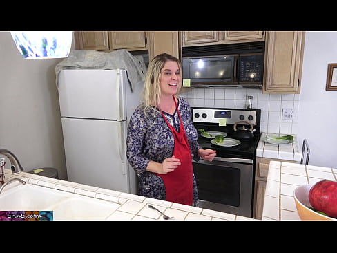 ❤️ Stepmom milking him in the kitchen before his date ❤️❌ Fucking at en-us.https-tubsexer.ru ❌️