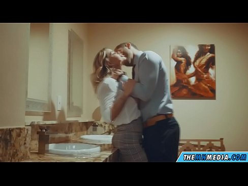 ❤️ When a busty blonde seduces you in a public restroom ❤️❌ Fucking at en-us.https-tubsexer.ru ❌️